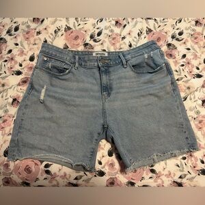 Denizen Levi’s mid rise Jean shorts size 12-W31
